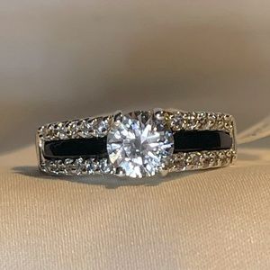 Ring with Silver, Black and Rhinestones Sz 10
